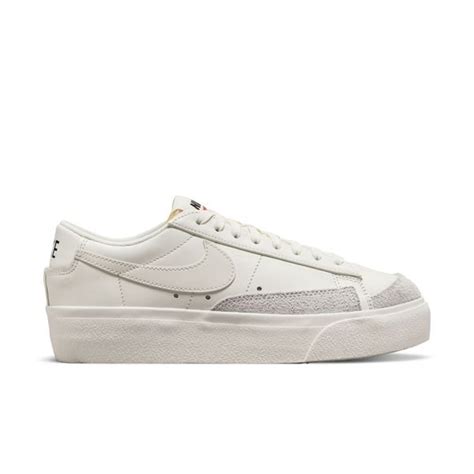 nike blazer low schwarz weiß damen|Damen Blazer Low Top Schuhe (9) .